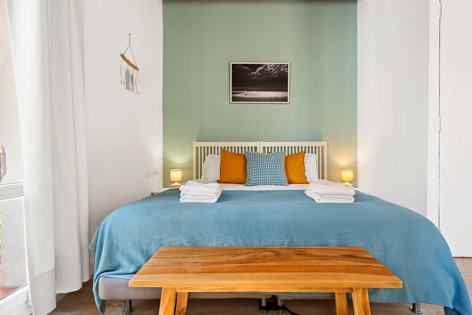 Apartment 22 *